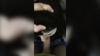Непристойно оттрахали в глотку в лифте