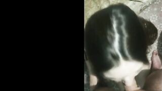 Шлюшка дочурка соснула хер у волосатого папика и обкончала титьки и шею